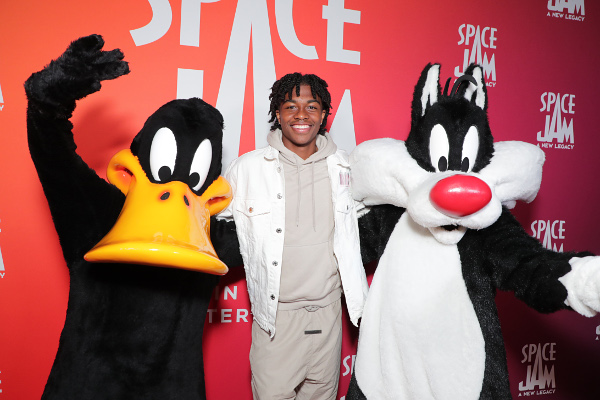 Daffy Duck, Ceyair J. Wright, Sylvester